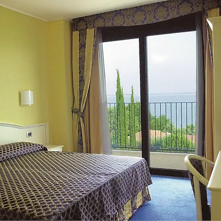 Ahg Riva Del Sole - Adults Only 4* Moniga del Garda