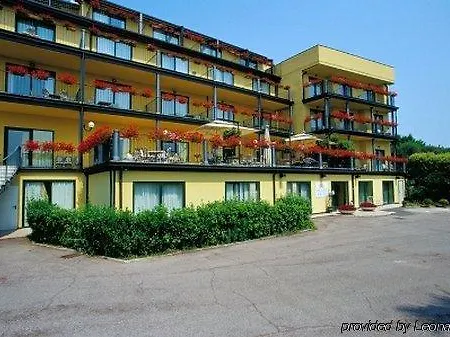 Riva Del Sole 4*