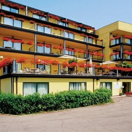 Riva Del Sole Hotel 4*