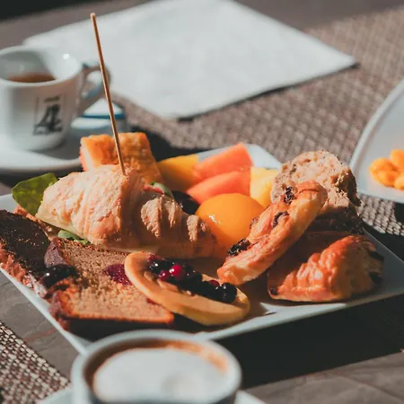 Ahg Riva Del Sole - Adults Only Hotel Moniga del Garda