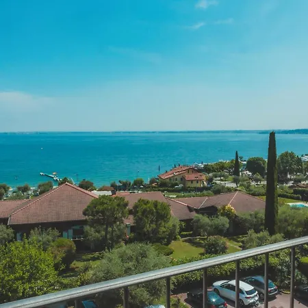 Hotel Riva Del Sole 4*