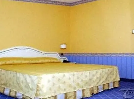 Hotel Riva Del Sole